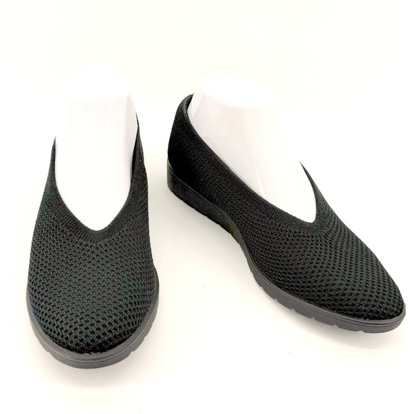Eileen Fisher Shoes - Eileen Fisher Knit Loafers Womens 7.5 Black New Stretch V-Neck Flats Comfort